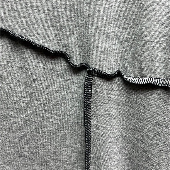 Mixed Threads LA Bodysuit XL Heather Grey Short Sleeve Snap Minimalist Soft NEW - Picture 4 of 9